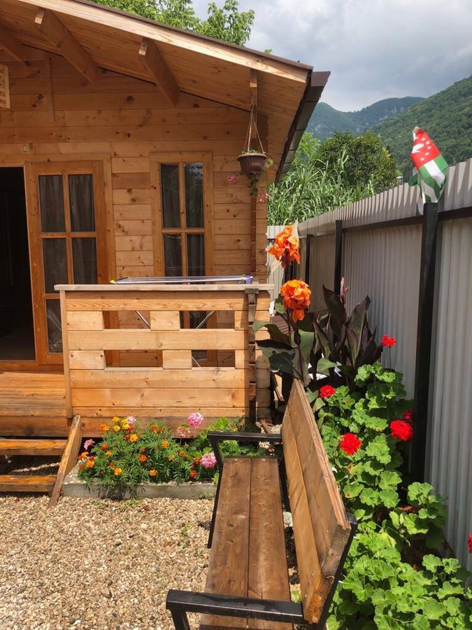 Gagra Style Hotel Bagian luar foto